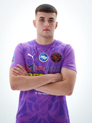 Фотосесія 08.09.2026 — чорна форма · фото Роман Щупак