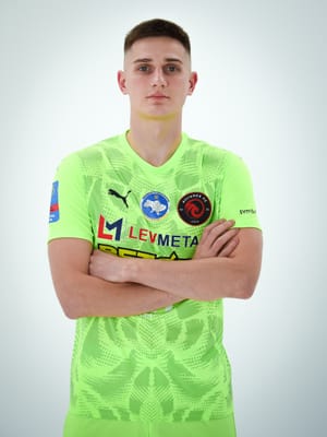 Фотосесія 08.09.2026 — чорна форма · фото Роман Щупак