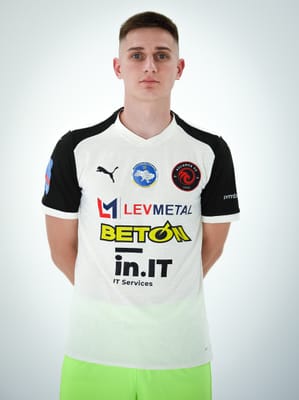 Фотосесія 08.09.2026 — чорна форма · фото Роман Щупак