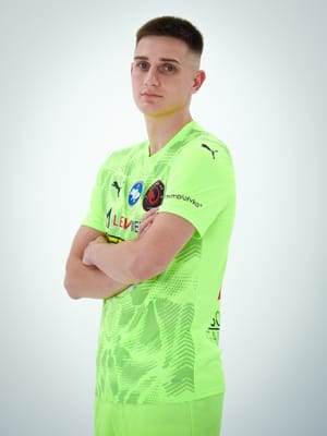 Фотосесія 08.09.2026 — чорна форма · фото Роман Щупак