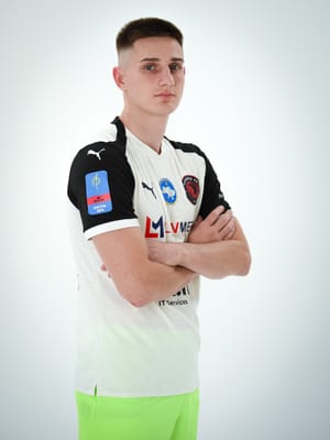 Фотосесія 08.09.2026 — чорна форма · фото Роман Щупак